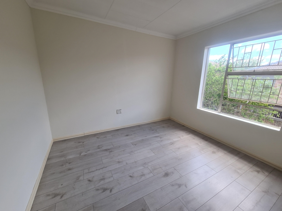 To Let 3 Bedroom Property for Rent in Honeydew Gauteng