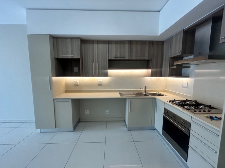 To Let 2 Bedroom Property for Rent in Rosebank Gauteng