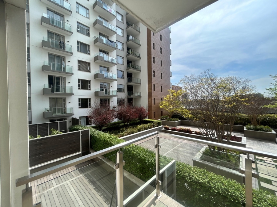To Let 2 Bedroom Property for Rent in Rosebank Gauteng