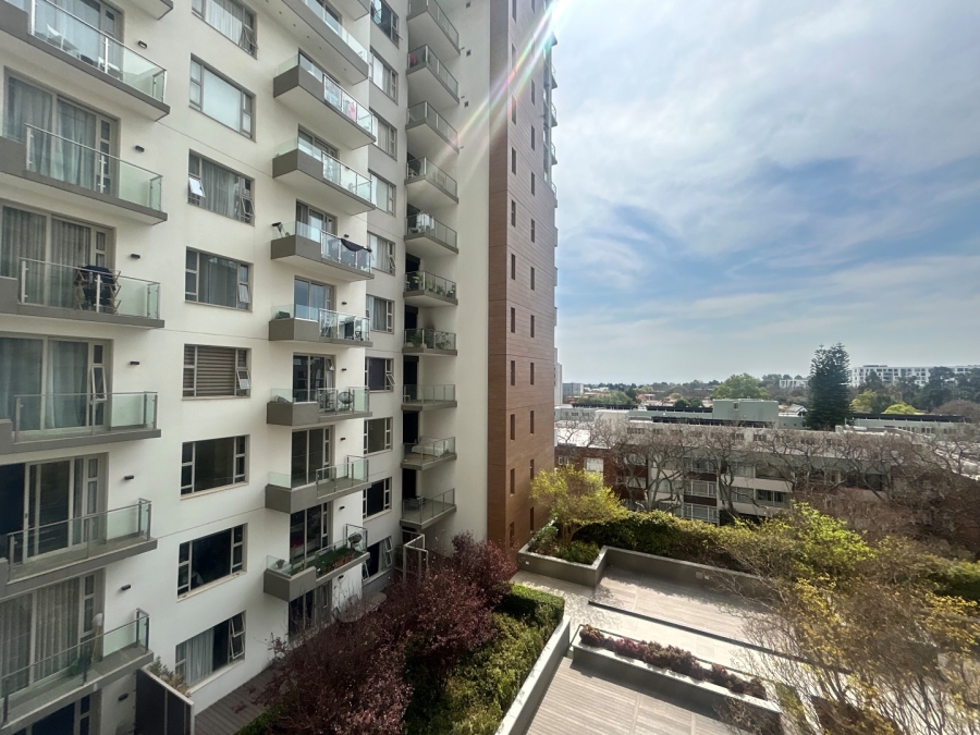 To Let 2 Bedroom Property for Rent in Rosebank Gauteng