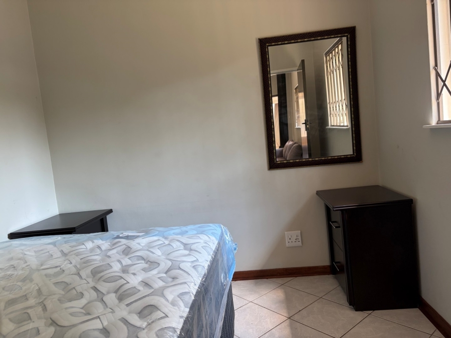 To Let 1 Bedroom Property for Rent in Robindale Gauteng