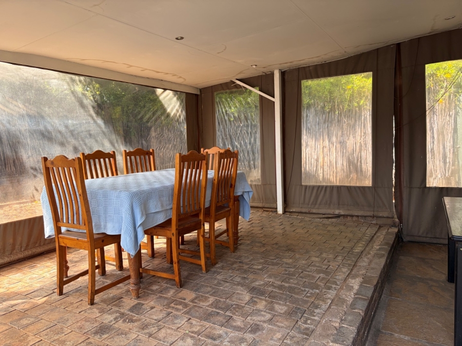 To Let 1 Bedroom Property for Rent in Robindale Gauteng
