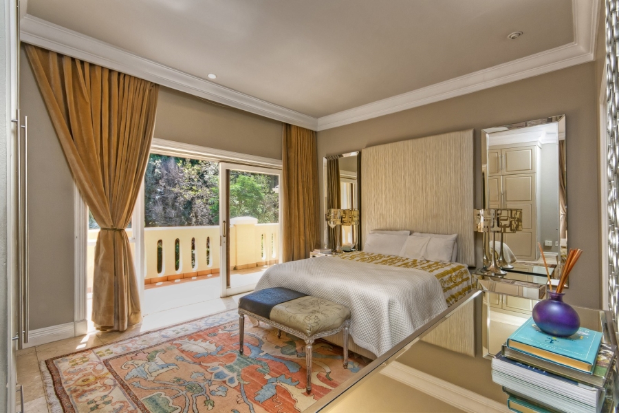 3 Bedroom Property for Sale in Sandhurst Gauteng