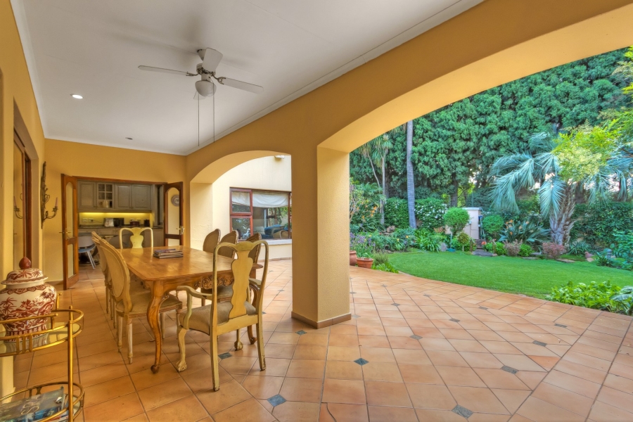 3 Bedroom Property for Sale in Sandhurst Gauteng