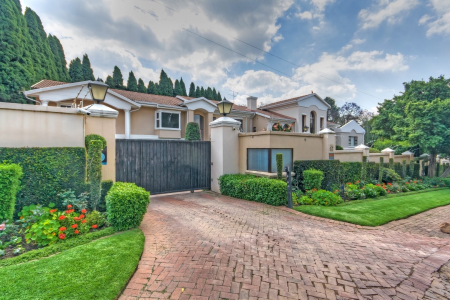 3 Bedroom Property for Sale in Sandhurst Gauteng