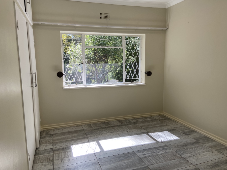 To Let 4 Bedroom Property for Rent in Linden Gauteng