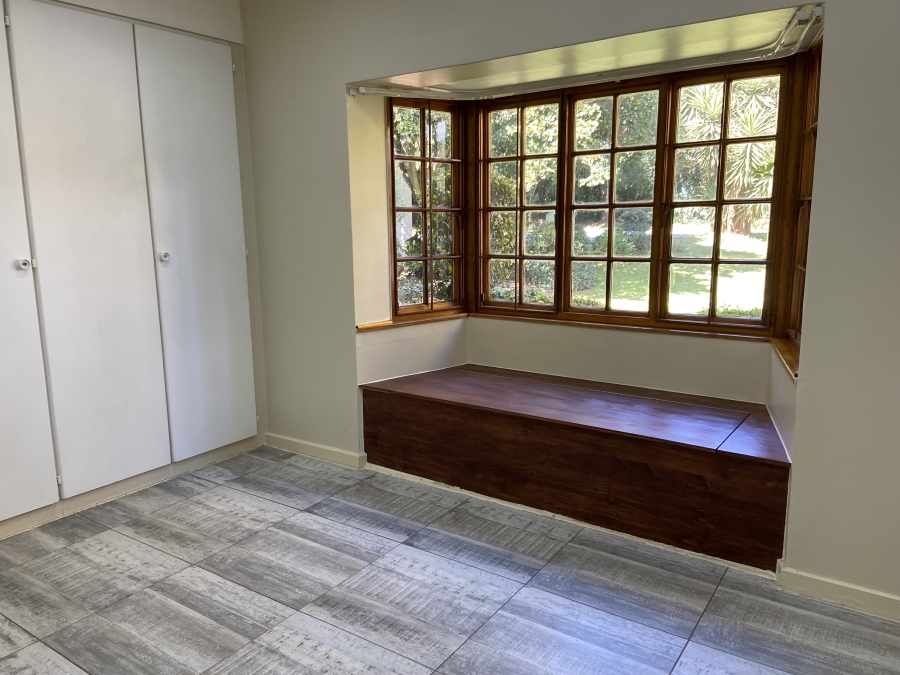 To Let 4 Bedroom Property for Rent in Linden Gauteng
