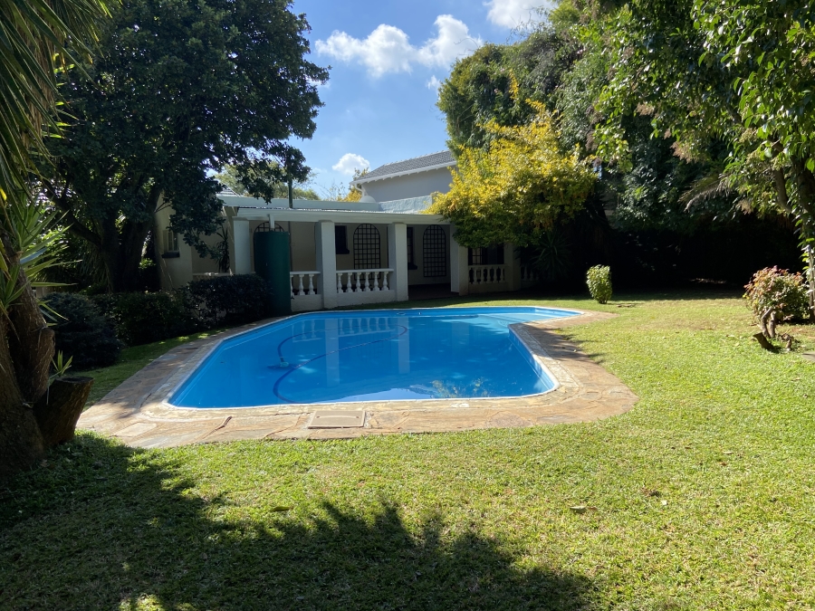To Let 4 Bedroom Property for Rent in Linden Gauteng