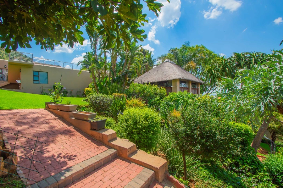 6 Bedroom Property for Sale in Little Falls Gauteng