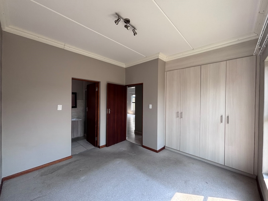 To Let 3 Bedroom Property for Rent in Summerset Gauteng