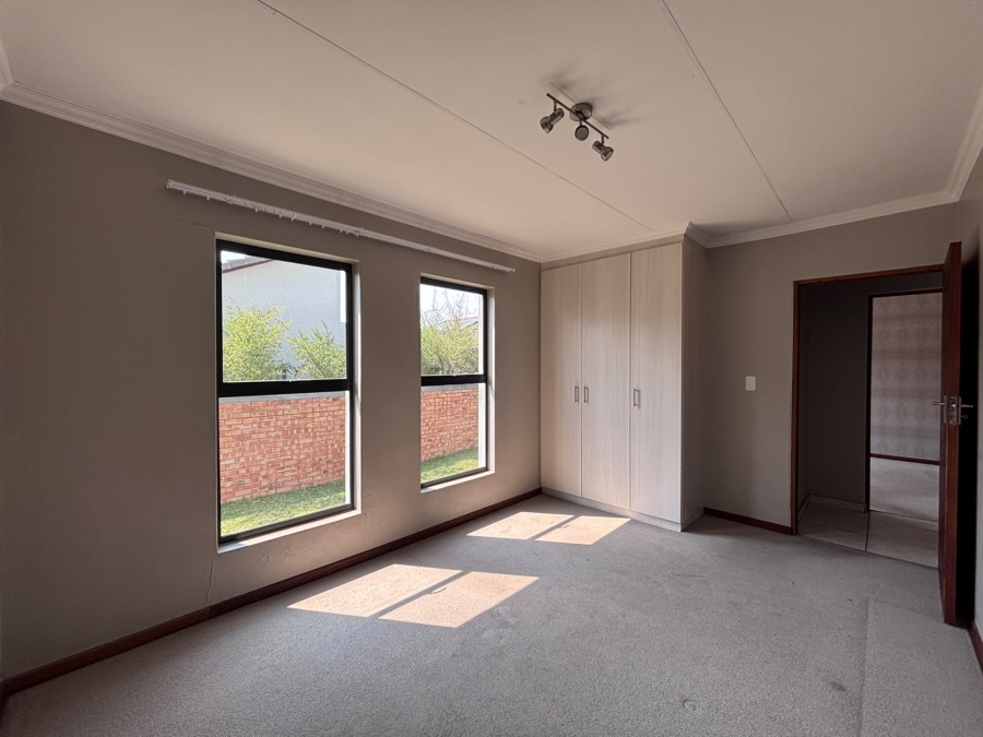 To Let 3 Bedroom Property for Rent in Summerset Gauteng
