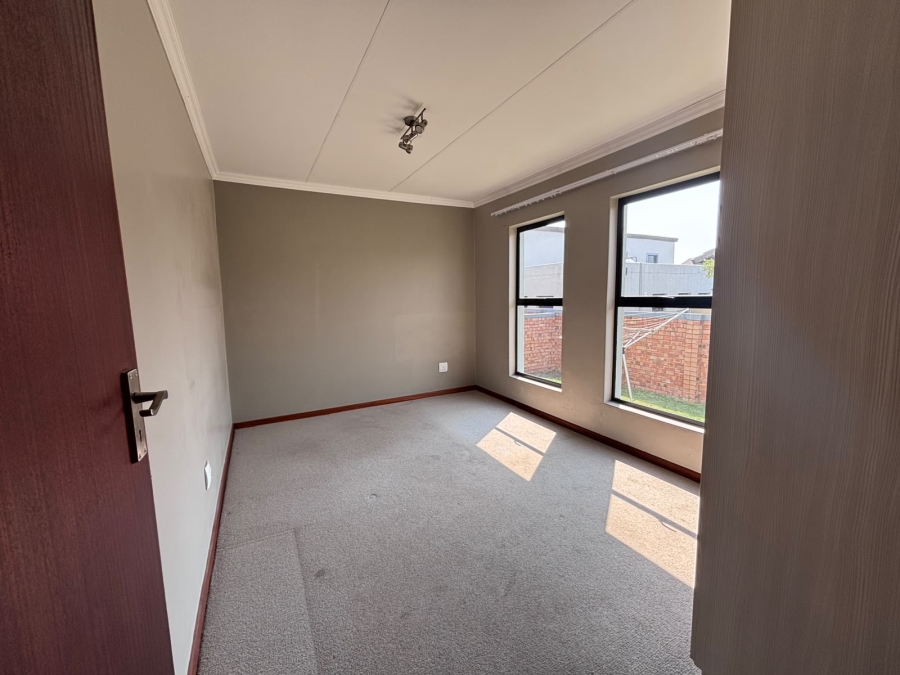To Let 3 Bedroom Property for Rent in Summerset Gauteng