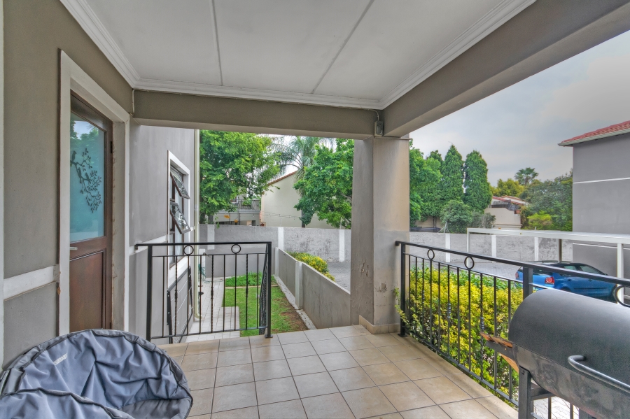 3 Bedroom Property for Sale in Barbeque Downs Gauteng