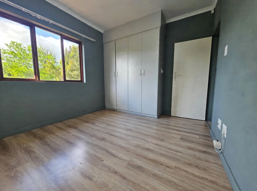 2 Bedroom Property for Sale in Blue Hills AH Gauteng