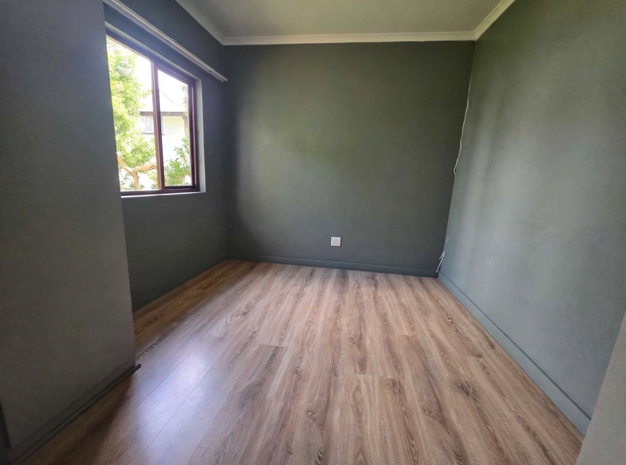 2 Bedroom Property for Sale in Blue Hills AH Gauteng