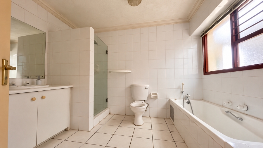 3 Bedroom Property for Sale in Lonehill Gauteng