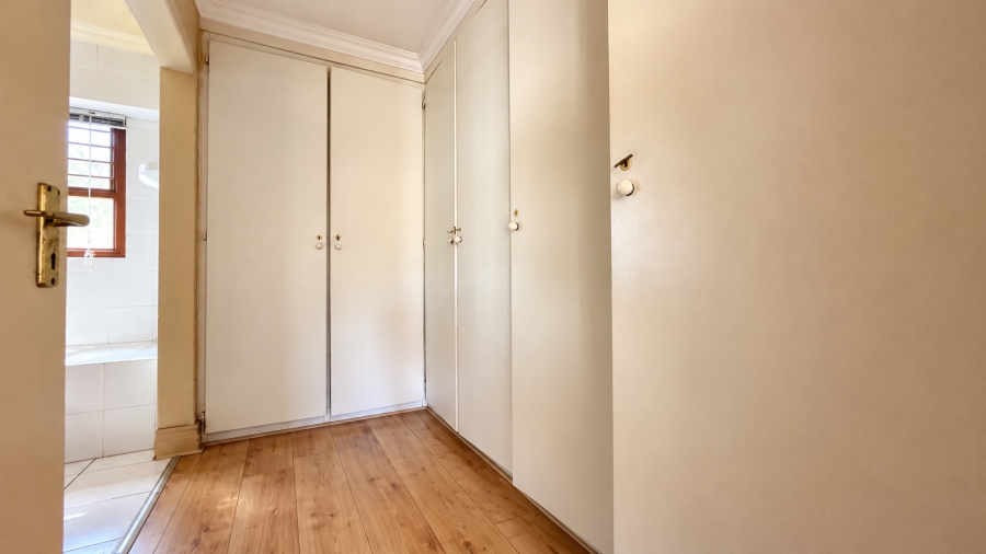 3 Bedroom Property for Sale in Lonehill Gauteng
