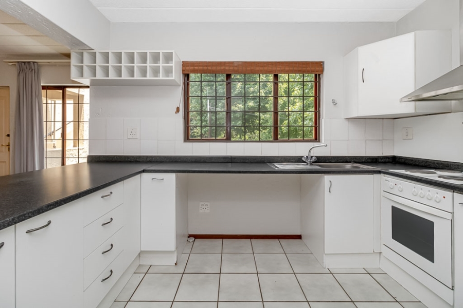 To Let 2 Bedroom Property for Rent in Craighall Gauteng