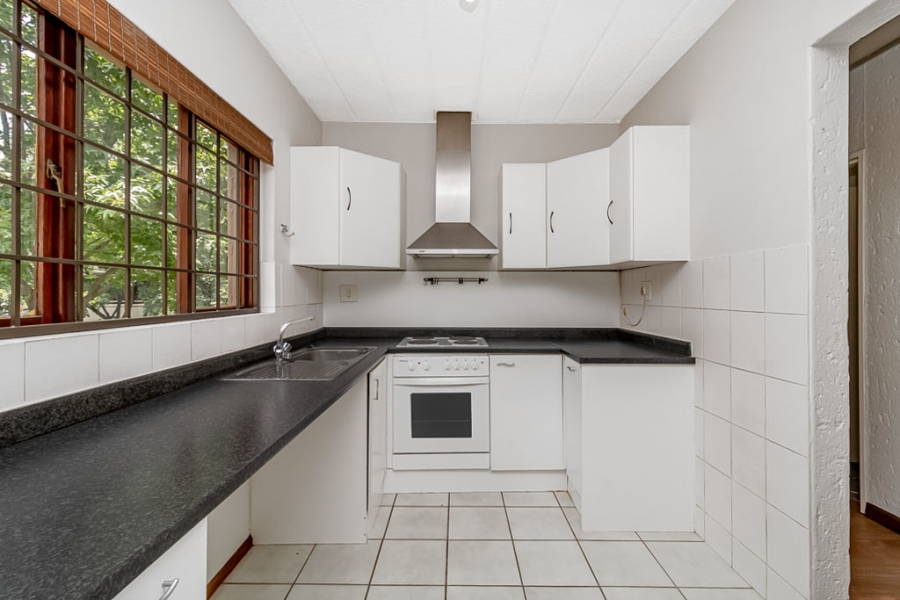 To Let 2 Bedroom Property for Rent in Craighall Gauteng