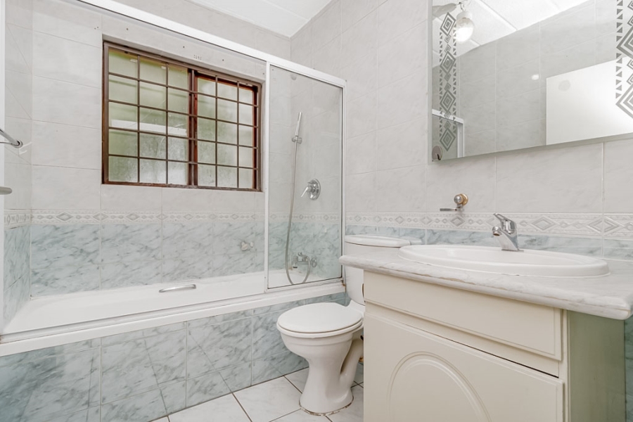 To Let 2 Bedroom Property for Rent in Craighall Gauteng