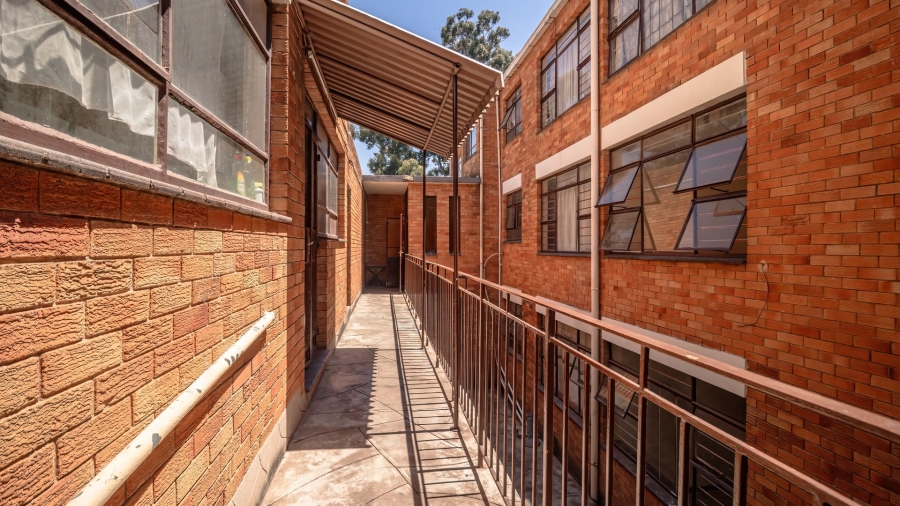 30 Bedroom Property for Sale in Rosettenville Gauteng