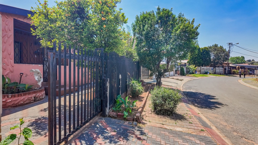 3 Bedroom Property for Sale in Riverlea Gauteng