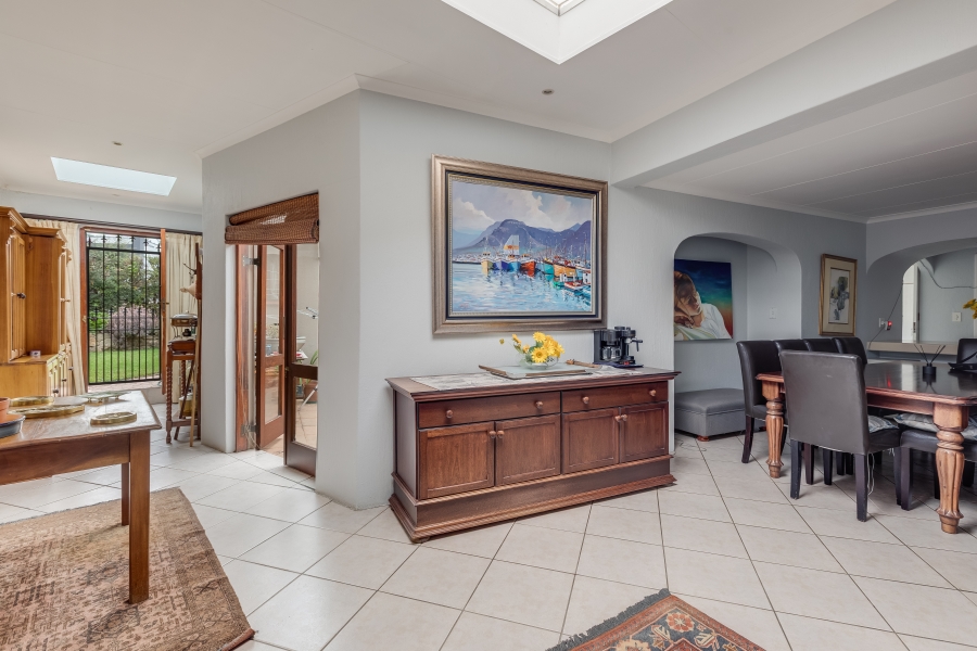 4 Bedroom Property for Sale in Morningside Gauteng