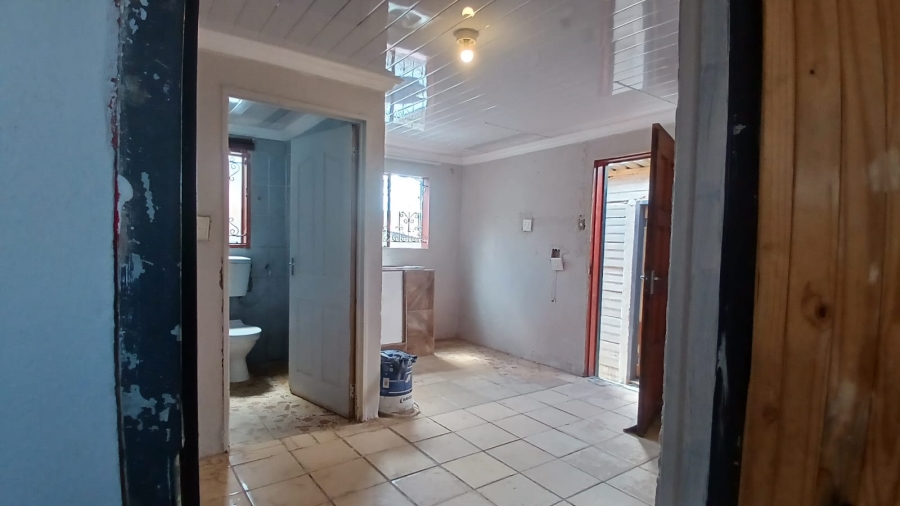 1 Bedroom Property for Sale in Mohlakeng Gauteng