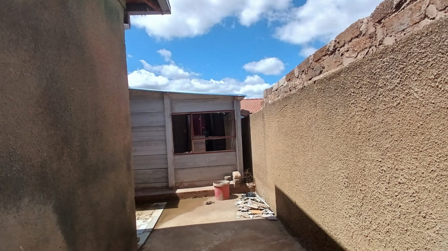 1 Bedroom Property for Sale in Mohlakeng Gauteng