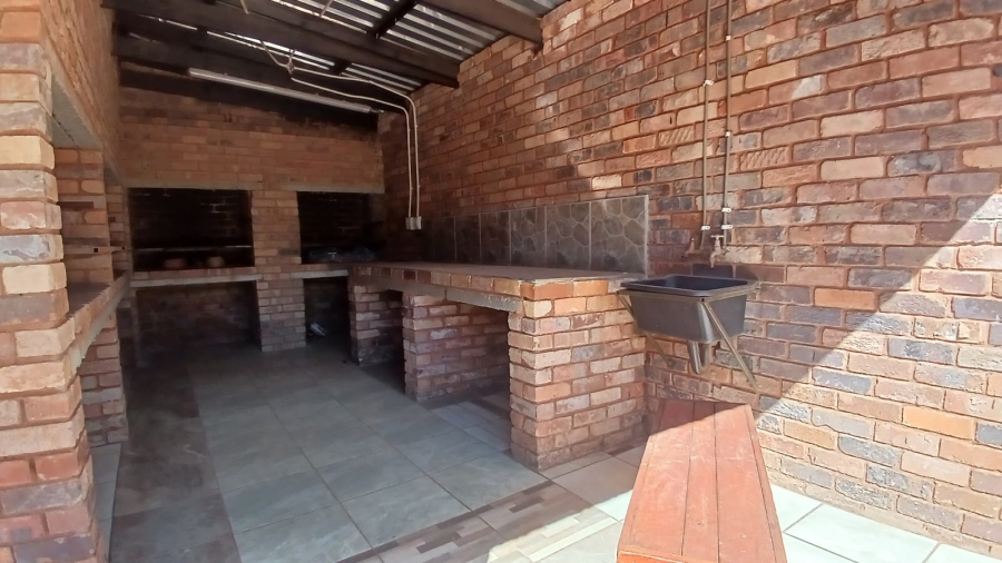 0 Bedroom Property for Sale in Mohlakeng Gauteng