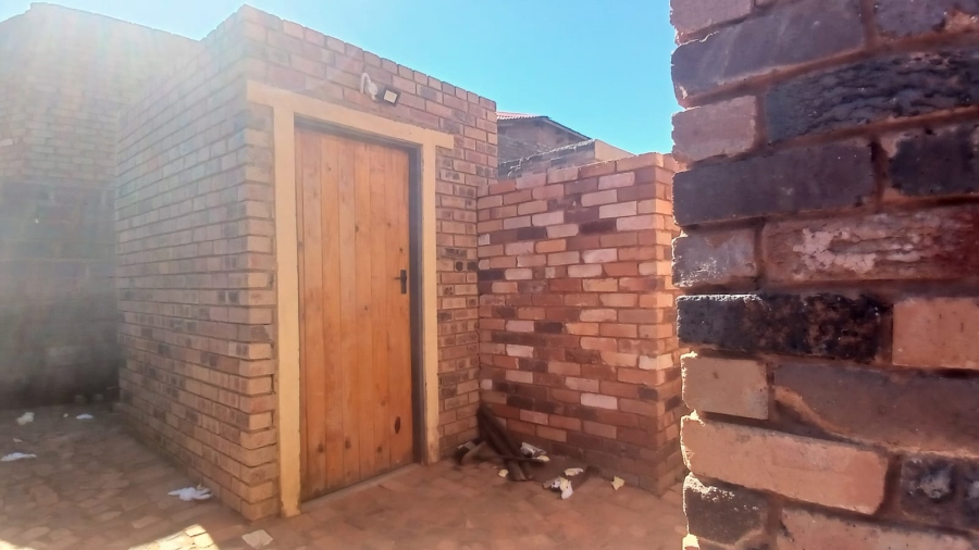 0 Bedroom Property for Sale in Mohlakeng Gauteng