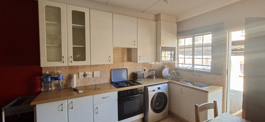 2 Bedroom Property for Sale in Kenmare Gauteng