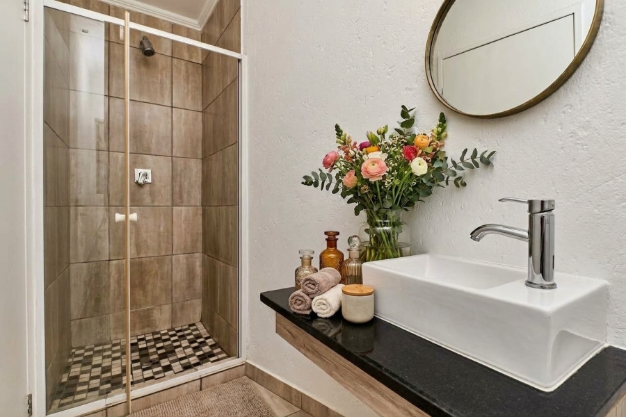 2 Bedroom Property for Sale in Beverley Gauteng