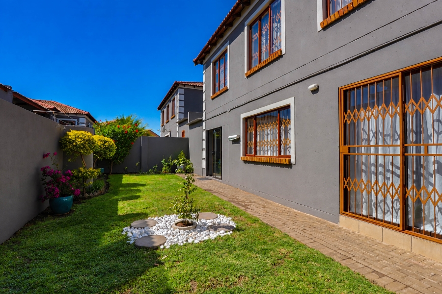 3 Bedroom Property for Sale in Arundo Estate Gauteng