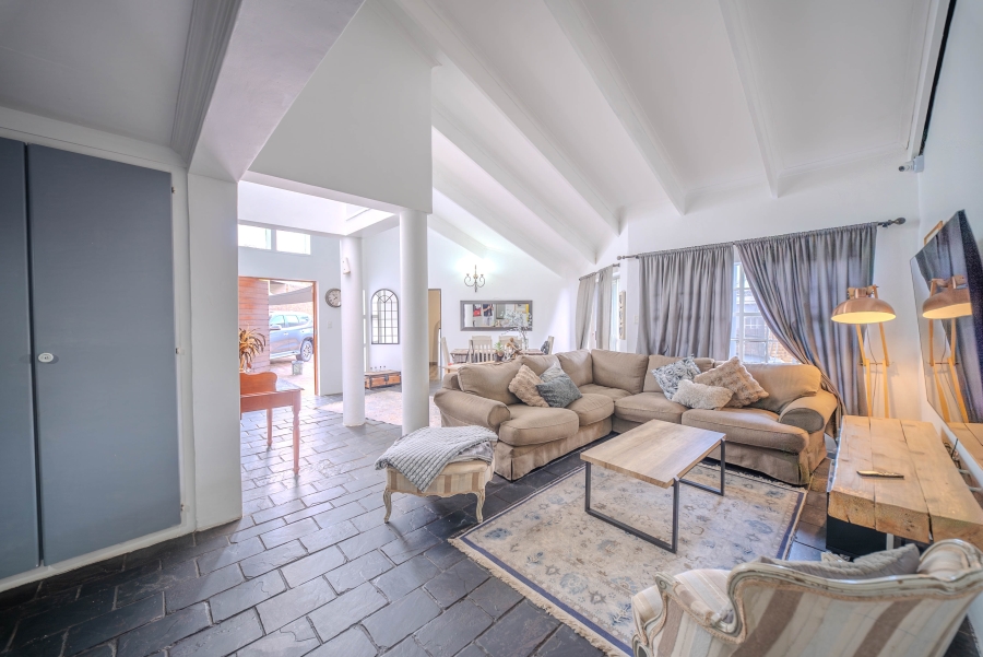 4 Bedroom Property for Sale in Moreleta Park Gauteng