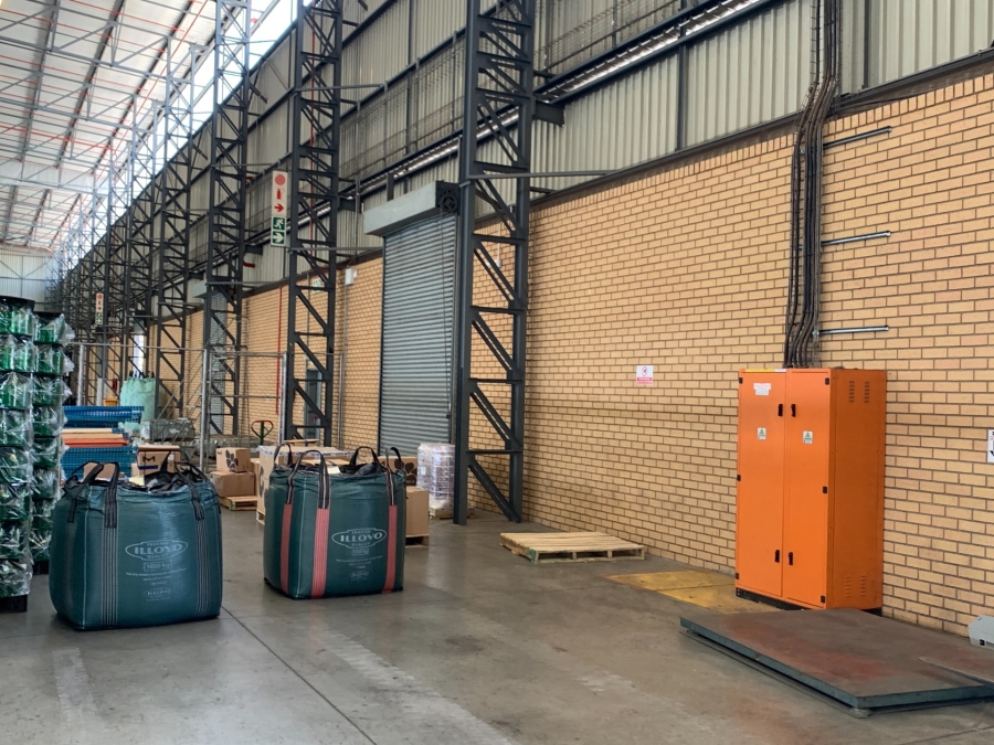 To Let Commercial Property for Rent in Gosforth Park Gauteng