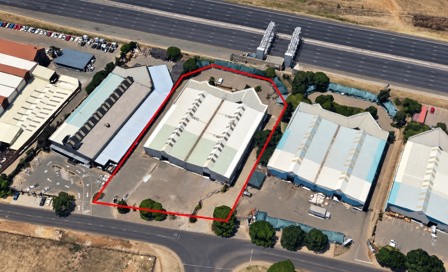 To Let Commercial Property for Rent in Rooihuiskraal Gauteng