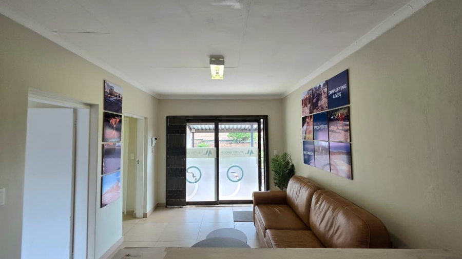 To Let Commercial Property for Rent in Wierda Park Gauteng