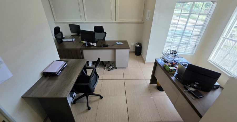 To Let Commercial Property for Rent in Wierda Park Gauteng