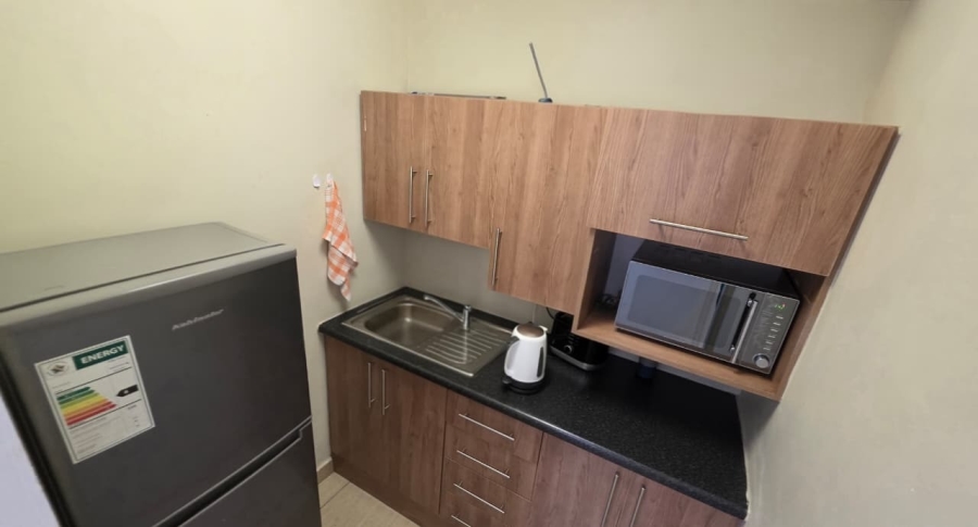To Let Commercial Property for Rent in Wierda Park Gauteng