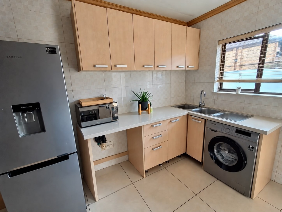 2 Bedroom Property for Sale in Halfway Gardens Gauteng