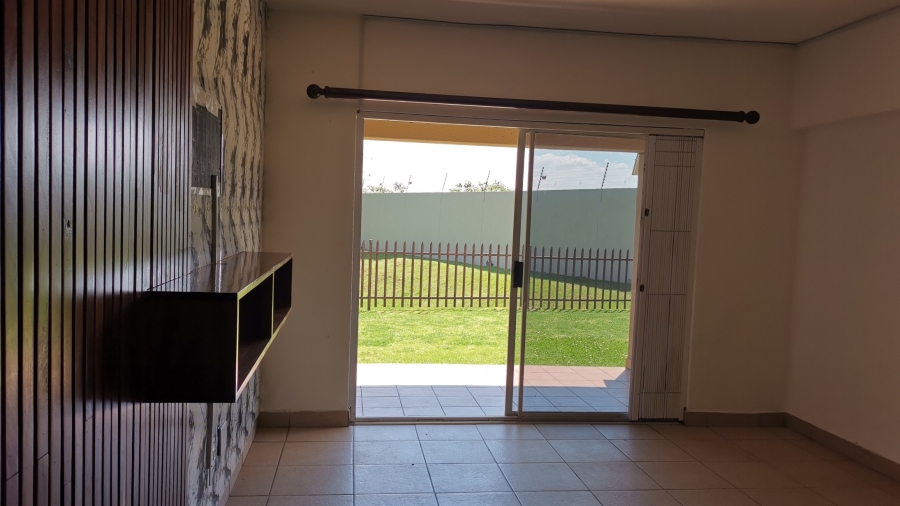 To Let 3 Bedroom Property for Rent in Pomona AH Gauteng