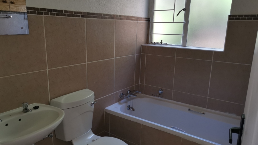 To Let 3 Bedroom Property for Rent in Pomona AH Gauteng
