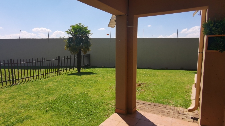To Let 3 Bedroom Property for Rent in Pomona AH Gauteng