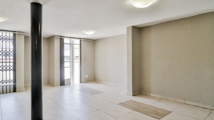 2 Bedroom Property for Sale in Oakdene Gauteng