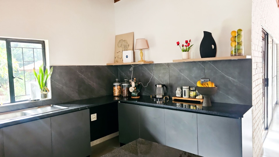 4 Bedroom Property for Sale in Florauna Gauteng