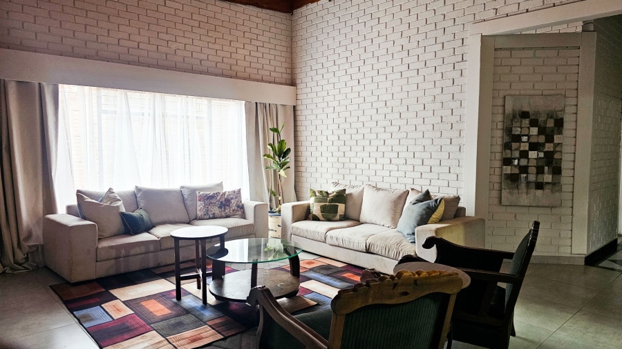 4 Bedroom Property for Sale in Florauna Gauteng