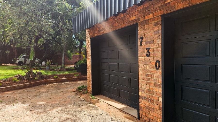 4 Bedroom Property for Sale in Florauna Gauteng