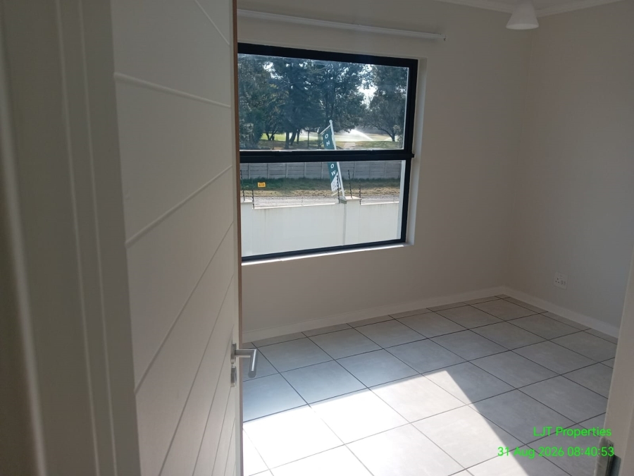 To Let 3 Bedroom Property for Rent in Witfield Gauteng