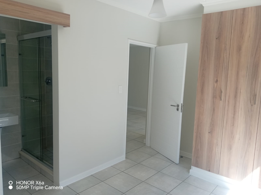 To Let 3 Bedroom Property for Rent in Witfield Gauteng